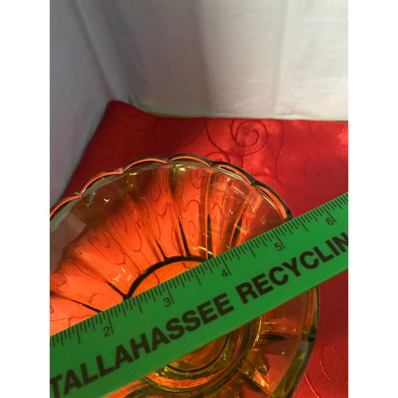 Vtg Indiana Glass Green Square Footed Pressed Glass Compote - Picture 3 of 5